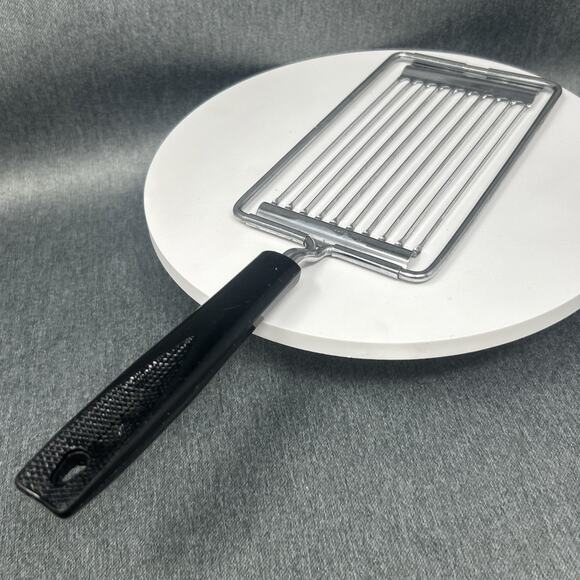 Vintage EKCO USA Tomato Slicer Kitchen Tool Parallel Blades Black Handle - Picture 2 of 12